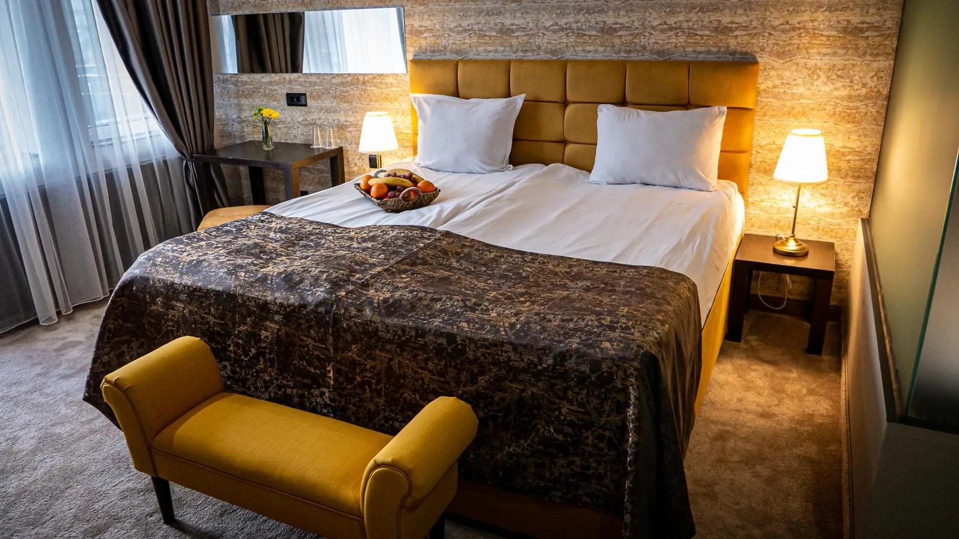 Riverside Boutique Hotel 班斯科