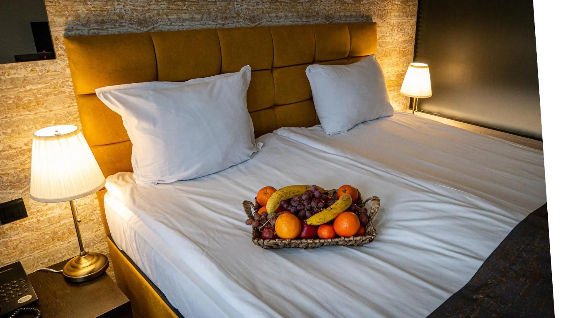 Riverside Boutique Hotel 班斯科