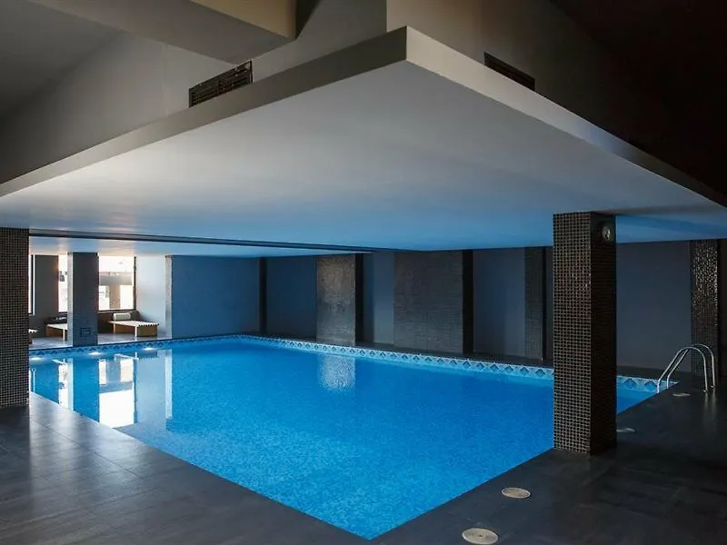 Riverside Boutique Hotel 班斯科