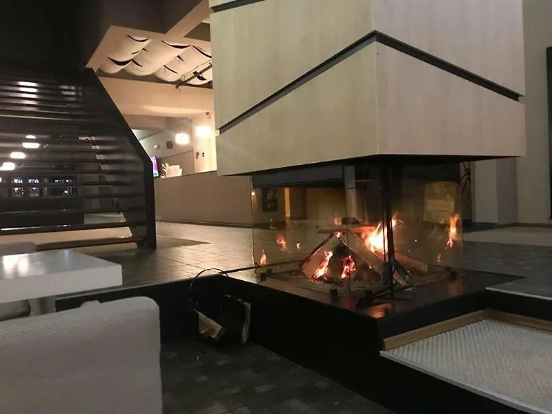 Riverside Boutique Hotel 班斯科